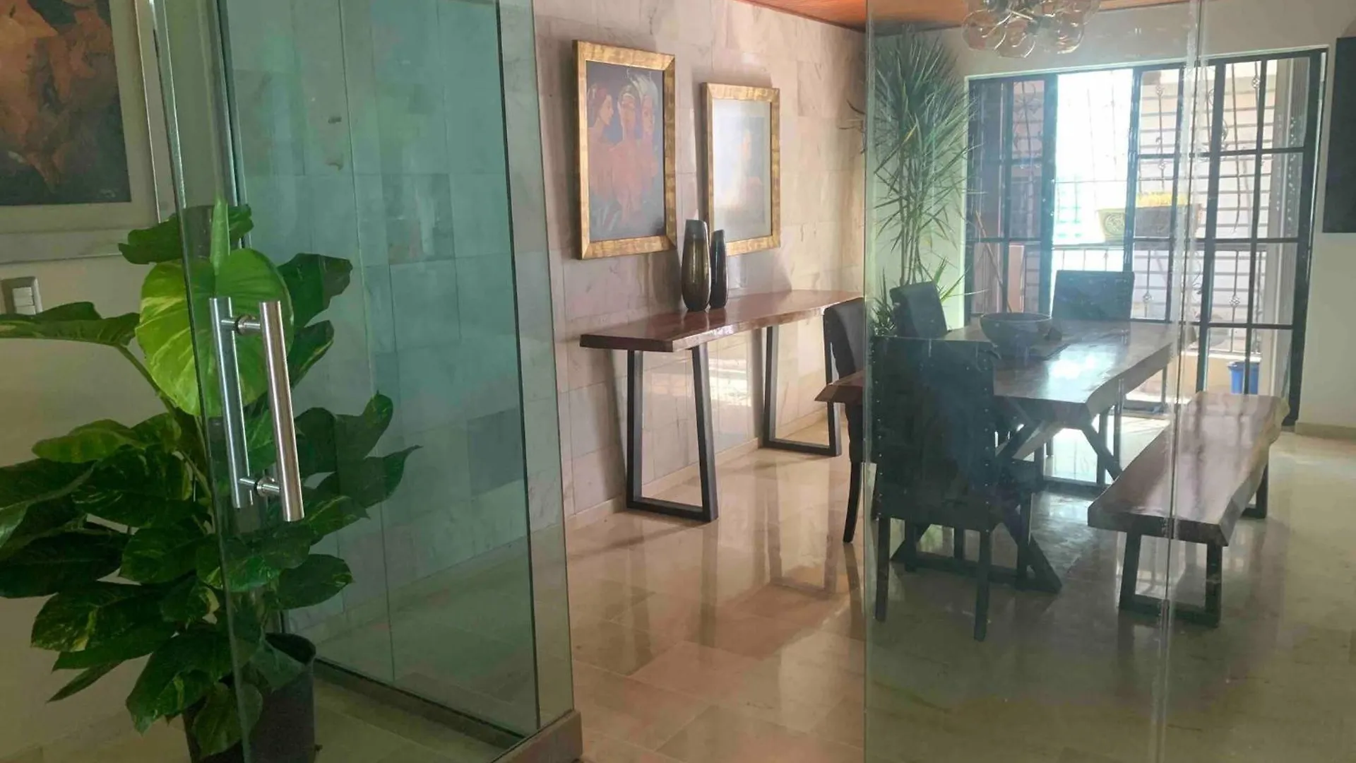 Modern Centrical Evaristo Apartment With Tub Los Prados